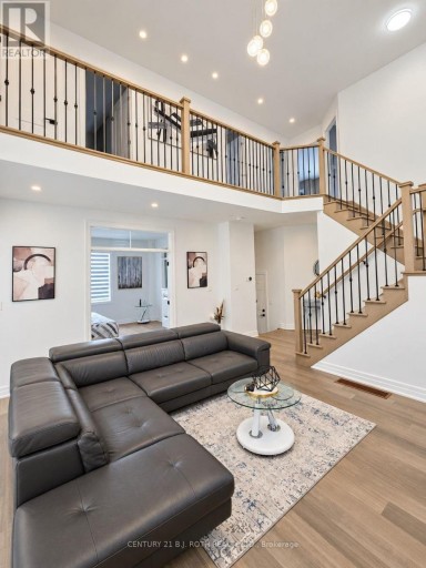 41 AUBURN COURT, Barrie (Ardagh), Ontario, L4N6G9