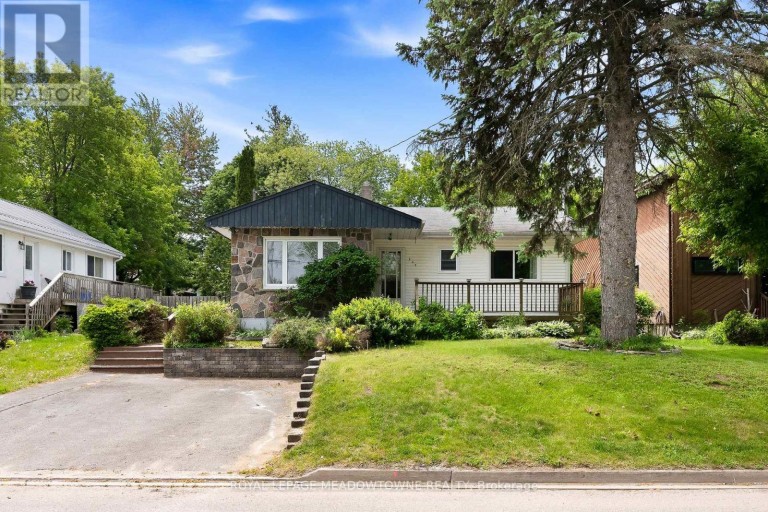 209 CLIFF ROAD, Barrie (South Shore), Ontario, L4N3X5