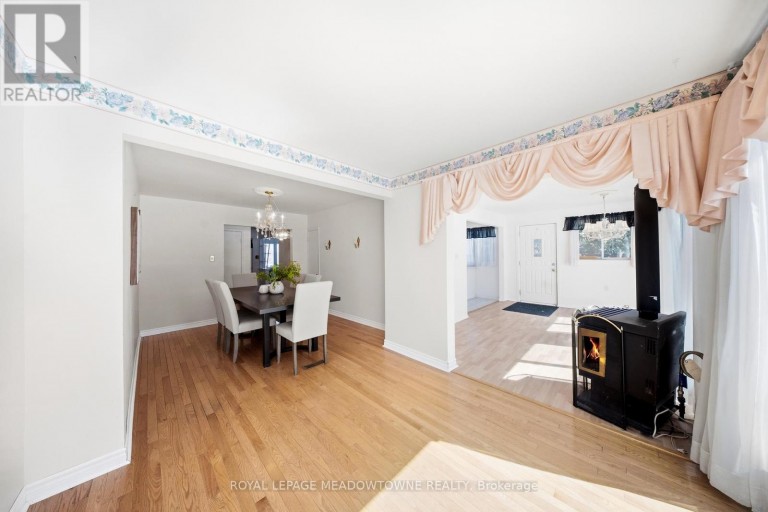 209 CLIFF ROAD, Barrie (South Shore), Ontario, L4N3X5