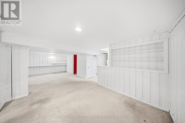 209 CLIFF ROAD, Barrie (South Shore), Ontario, L4N3X5