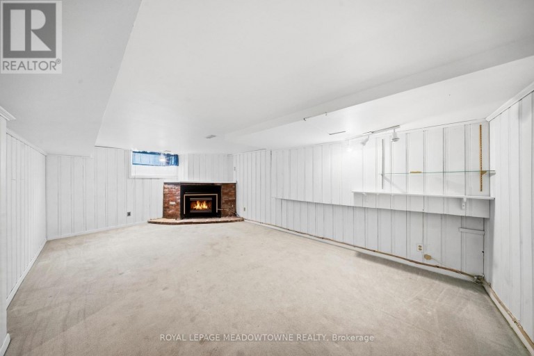 209 CLIFF ROAD, Barrie (South Shore), Ontario, L4N3X5