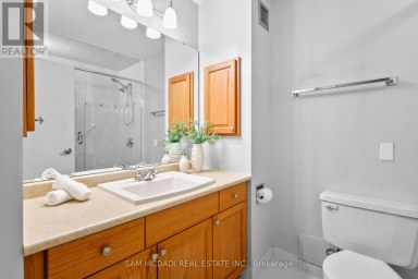 1007 - 1300 BLOOR STREET Mississauga (Applewood) Ontario photo 17