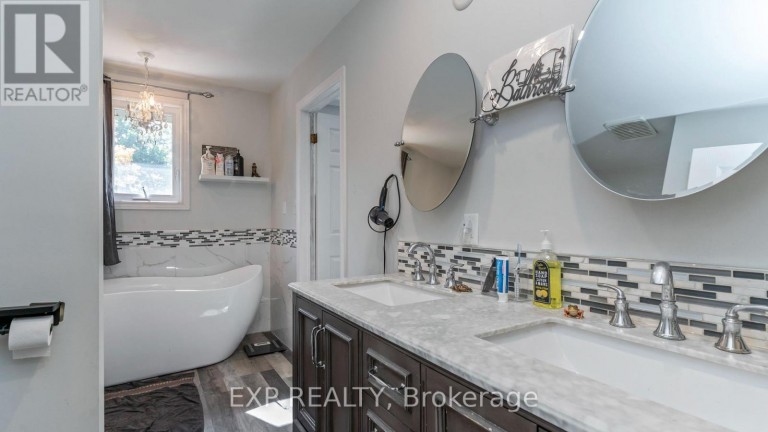 3137 RIVER STREET, Brooke-Alvinston (Brooke Alvinston), Ontario, N0N1A0