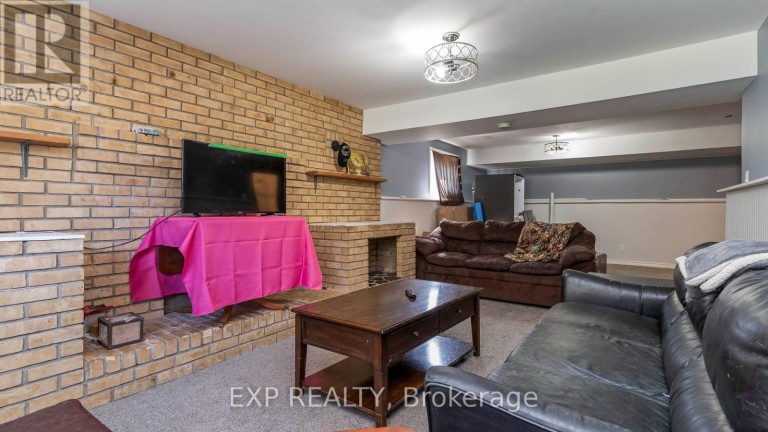 3137 RIVER STREET, Brooke-Alvinston (Brooke Alvinston), Ontario, N0N1A0