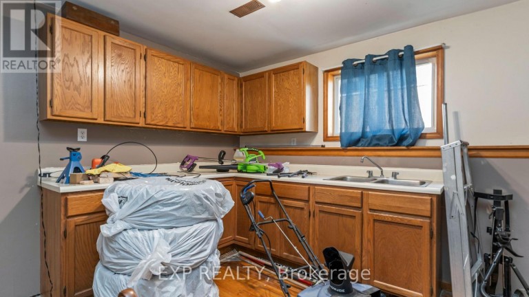 3137 RIVER STREET, Brooke-Alvinston (Brooke Alvinston), Ontario, N0N1A0