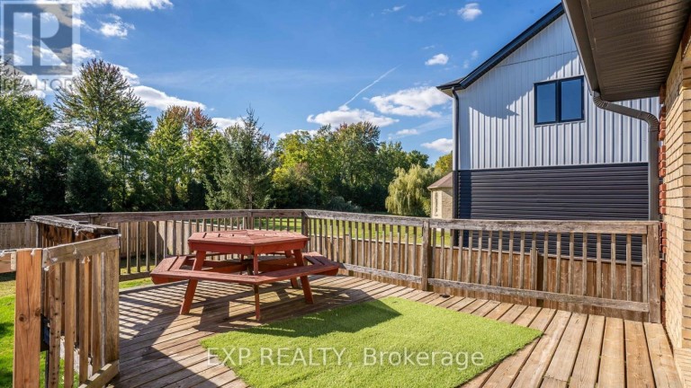3137 RIVER STREET, Brooke-Alvinston (Brooke Alvinston), Ontario, N0N1A0