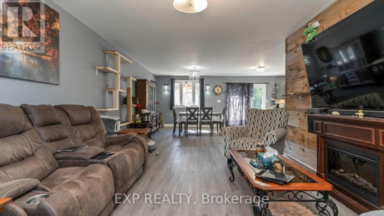 3137 RIVER STREET, Brooke-Alvinston (Brooke Alvinston), Ontario, N0N1A0