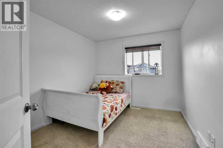 9039 52 Street NE, Calgary, Alberta, T3J0V5