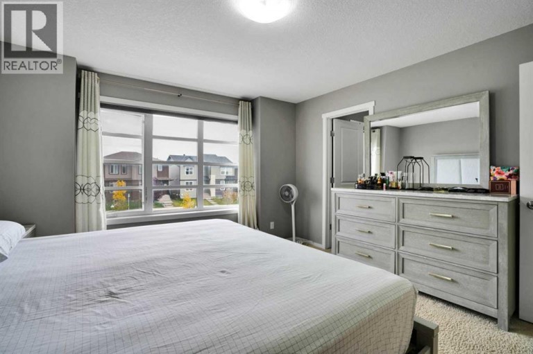 9039 52 Street NE, Calgary, Alberta, T3J0V5
