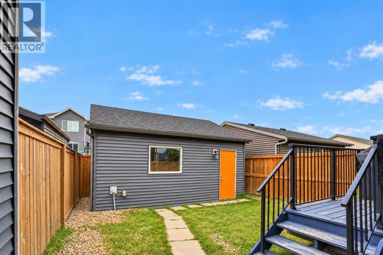 9039 52 Street NE, Calgary, Alberta, T3J0V5