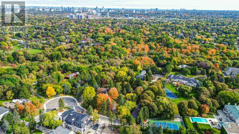 48 THE BRIDLE PATH, Toronto (Bridle Path-Sunnybrook-York Mills), Ontario, M2L1C8