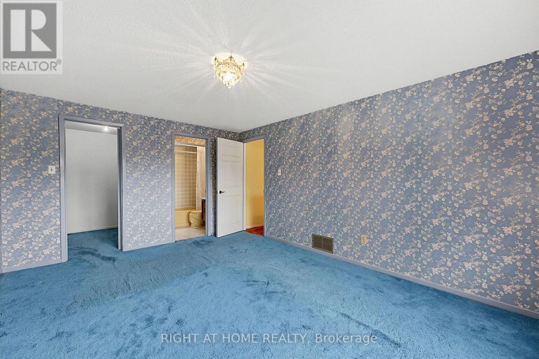 50 MAYVERN CRESCENT, Richmond Hill (North Richvale), Ontario, L4C5J4
