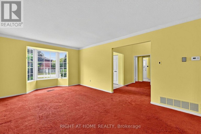 50 MAYVERN CRESCENT, Richmond Hill (North Richvale), Ontario, L4C5J4