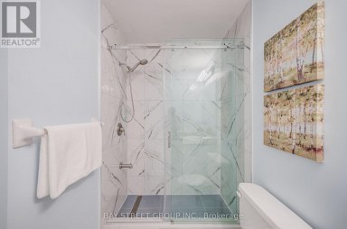 25 WATERTON CRESCENT Richmond Hill (Langstaff) Ontario photo 26