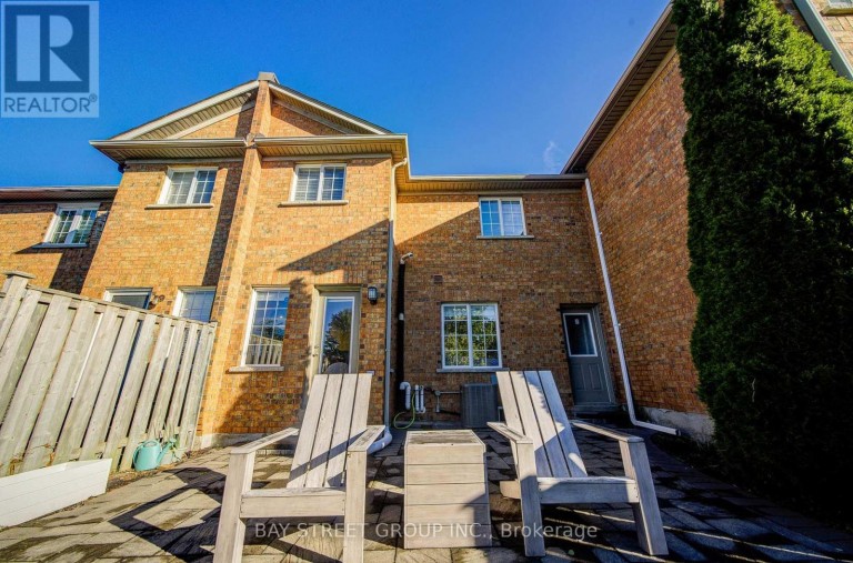 25 WATERTON CRESCENT, Richmond Hill (Langstaff), Ontario, L4B4L7