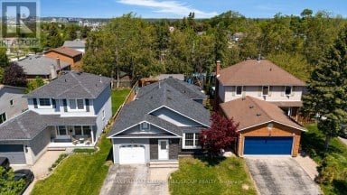 44 KNICELY ROAD Barrie (Painswick North) Ontario photo 1