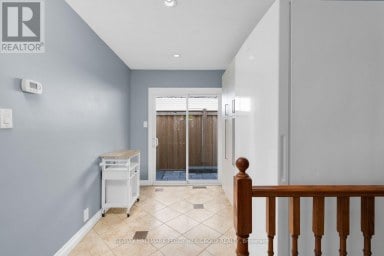 44 KNICELY ROAD Barrie (Painswick North) Ontario photo 9