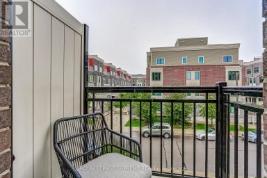 36 - 70 EASTWOOD PARK GARDEN Toronto (Long Branch) Ontario photo 20