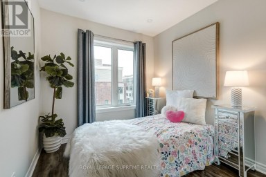 36 - 70 EASTWOOD PARK GARDEN Toronto (Long Branch) Ontario photo 24