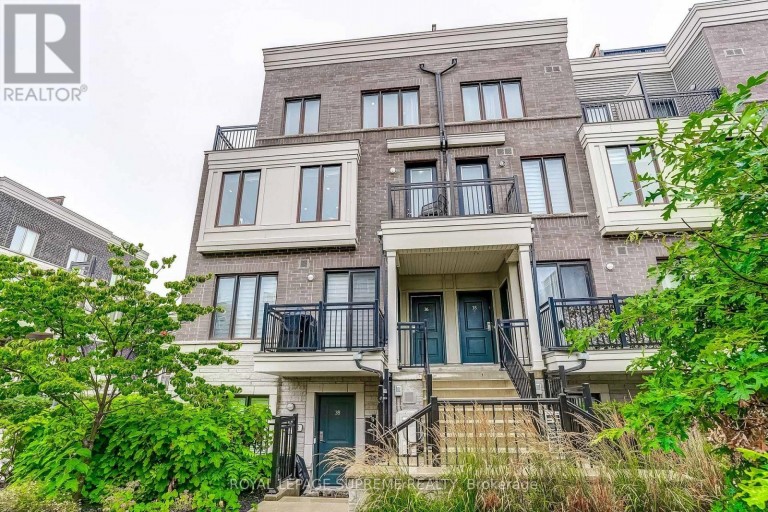 36 - 70 EASTWOOD PARK GARDEN, Toronto (Long Branch), Ontario, M8W0B2