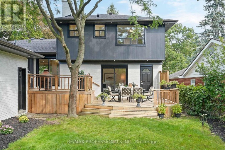 15 BELL ROYAL COURT, Toronto (Edenbridge-Humber Valley), Ontario, M9A4G7