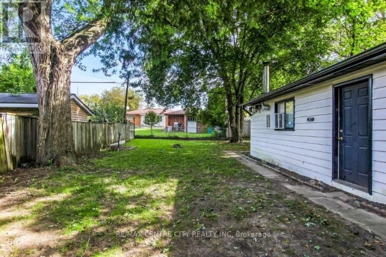 78 STUART STREET, London East (East C), Ontario, N5Y1S3