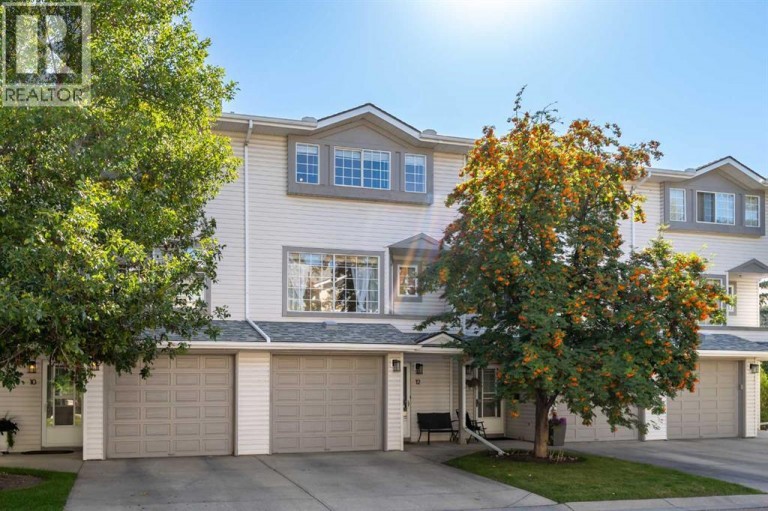 12 Kingsland Villas SW, Calgary, Alberta, T2V5J9