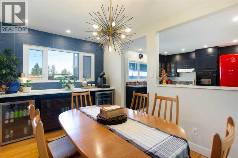 728 71 Avenue SW, Calgary, Alberta, T2V0R4