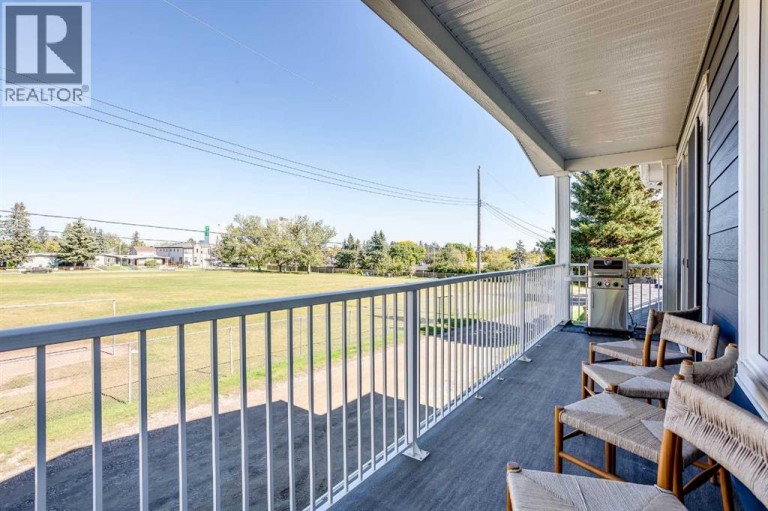728 71 Avenue SW, Calgary, Alberta, T2V0R4