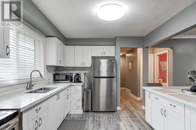 39 CALUMET CRESCENT, Toronto (Woburn), Ontario, M1H1W4
