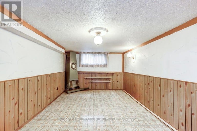 39 CALUMET CRESCENT, Toronto (Woburn), Ontario, M1H1W4