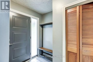 39 CALUMET CRESCENT Toronto (Woburn) Ontario photo 3