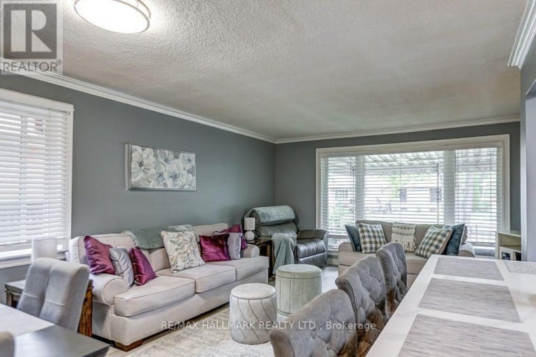 39 CALUMET CRESCENT, Toronto (Woburn), Ontario, M1H1W4