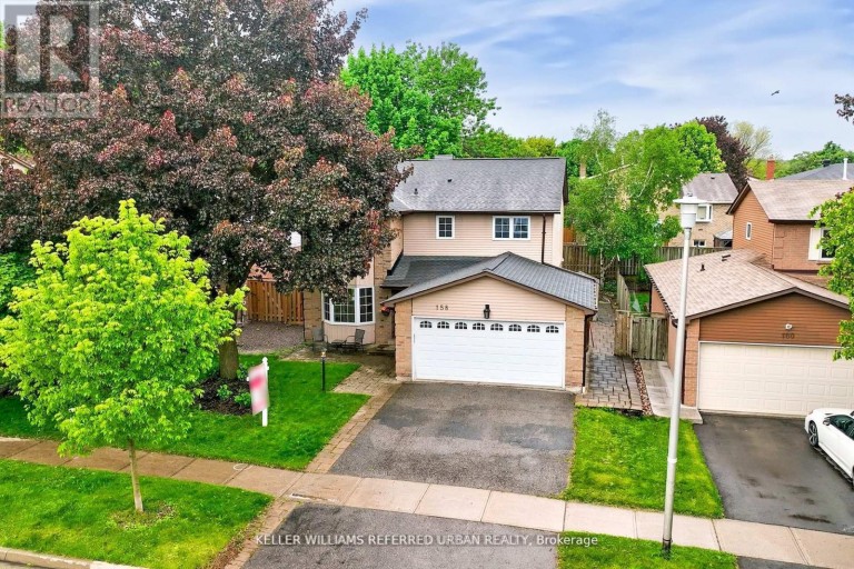 158 WALTON DRIVE, Aurora (Aurora Village), Ontario, L4G3R8