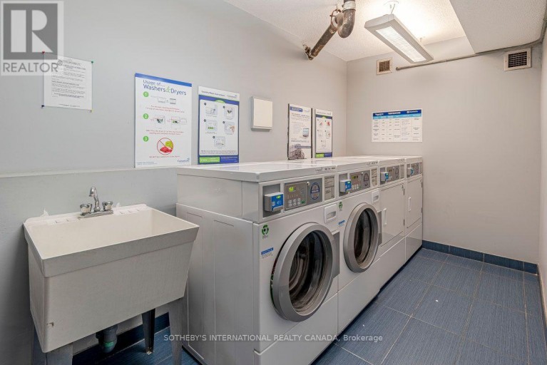 1004 - 720 SPADINA AVENUE, Toronto (University), Ontario, M5S2T9