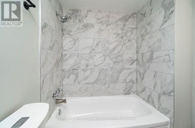 1004 - 720 SPADINA AVENUE Toronto (University) Ontario photo 6