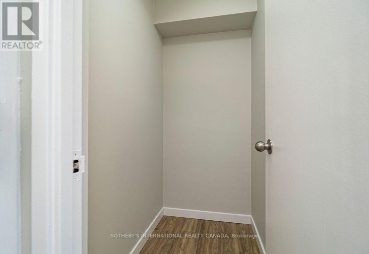 1004 - 720 SPADINA AVENUE, Toronto (University), Ontario, M5S2T9