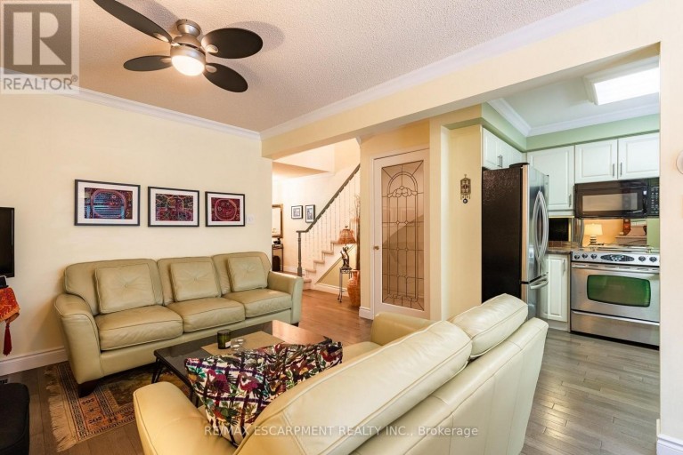 20 - 1276 SILVAN FOREST DRIVE, Burlington (Tansley), Ontario, L7M4V8