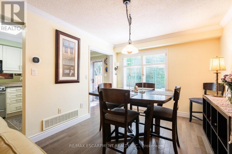 20 - 1276 SILVAN FOREST DRIVE, Burlington (Tansley), Ontario, L7M4V8