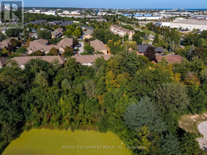 20 - 1276 SILVAN FOREST DRIVE, Burlington (Tansley), Ontario, L7M4V8