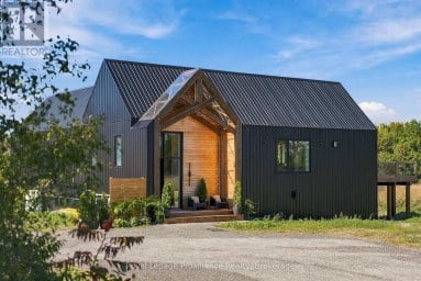1150 COUNTY ROAD 20 Prince Edward County (Hillier Ward) Ontario photo 3