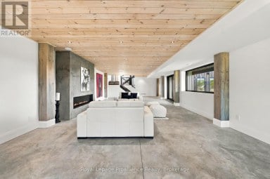 1150 COUNTY ROAD 20 Prince Edward County (Hillier Ward) Ontario photo 38
