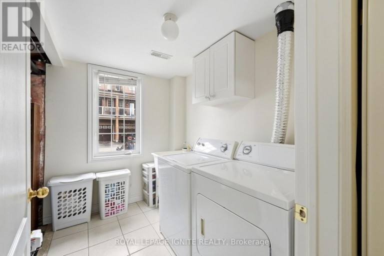 35 WILKIE LANE, Ajax (South East), Ontario, L1S7S5
