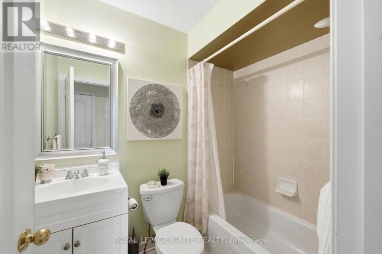35 WILKIE LANE, Ajax (South East), Ontario, L1S7S5