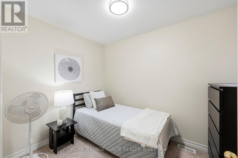35 WILKIE LANE, Ajax (South East), Ontario, L1S7S5