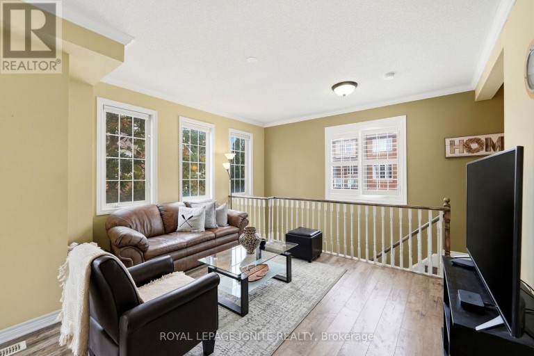 35 WILKIE LANE, Ajax (South East), Ontario, L1S7S5