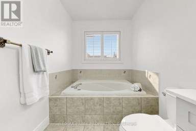101 SETTLEMENT PARK AVENUE Markham (Cornell) Ontario photo 24