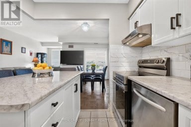606 - 32 TANNERY STREET Mississauga (Streetsville) Ontario photo 10