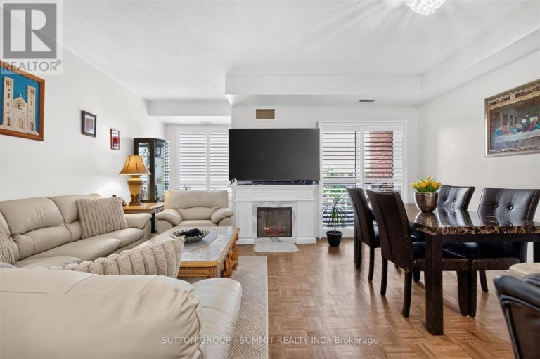 606 - 32 TANNERY STREET, Mississauga (Streetsville), Ontario, L5M6T6