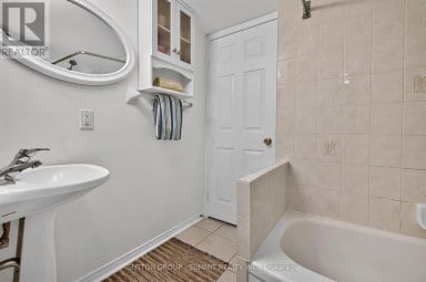 606 - 32 TANNERY STREET Mississauga (Streetsville) Ontario photo 26